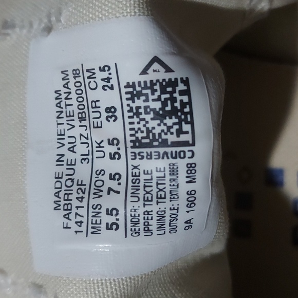 Converse Sneakers Womens 7.5 - Picture 8 of 9